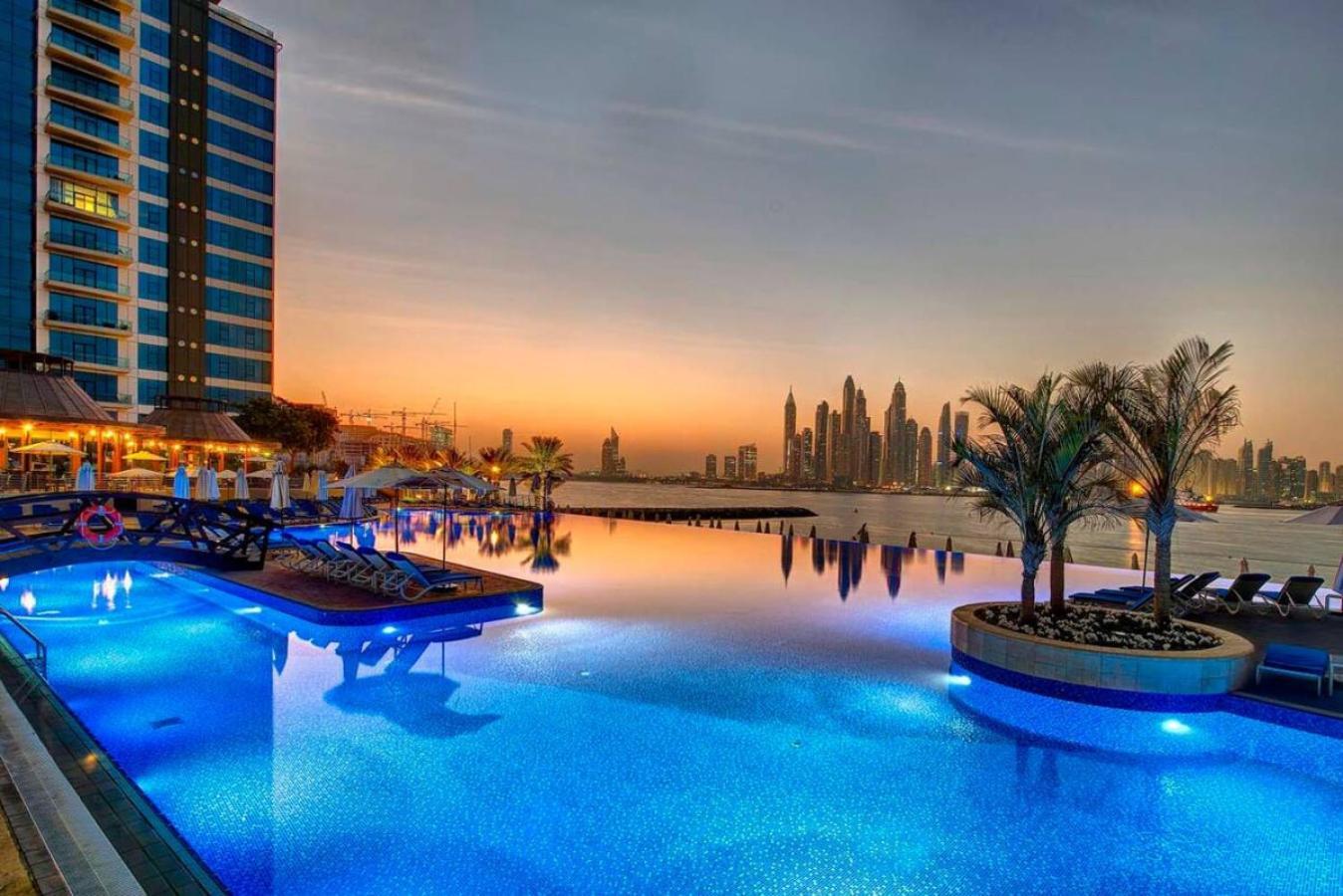 Luxury Island Escape Private Lazy River Ula Vibes Palm Jumeirah * Dubai