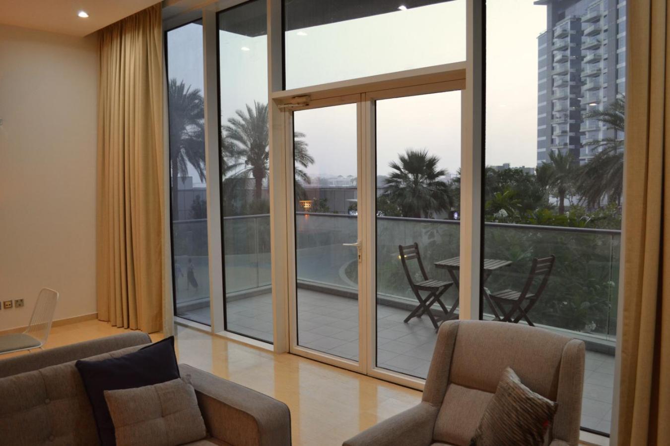 Luxury Island Escape Private Lazy River Ula Vibes Palm Jumeirah Dubai