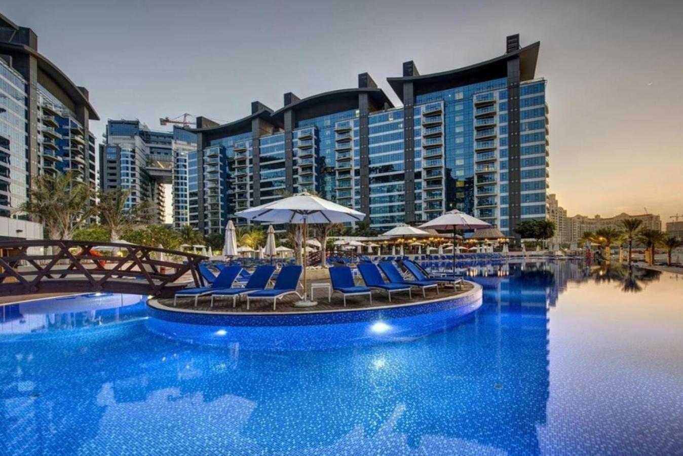 Luxury Island Escape Private Lazy River Ula Vibes Palm Jumeirah Apartment Dubai