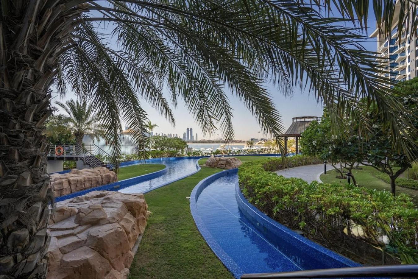 Luxury Island Escape Private Lazy River Ula Vibes Palm Jumeirah Apartment